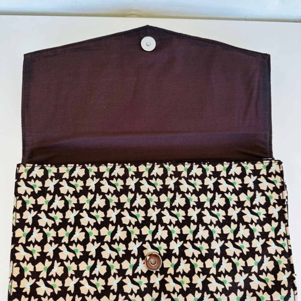 Old Navy NWOT brown/tan/green print clutch 12x7x2